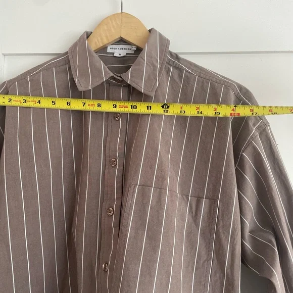 Like New Good American Button-Up Shirt. Size Small. - Picture 4 of 9